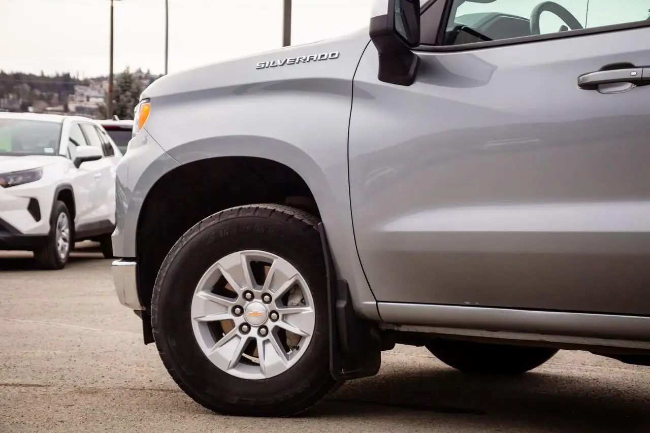 Chevrolet Silverado 1500 снимка Chevrolet Silverado 1500