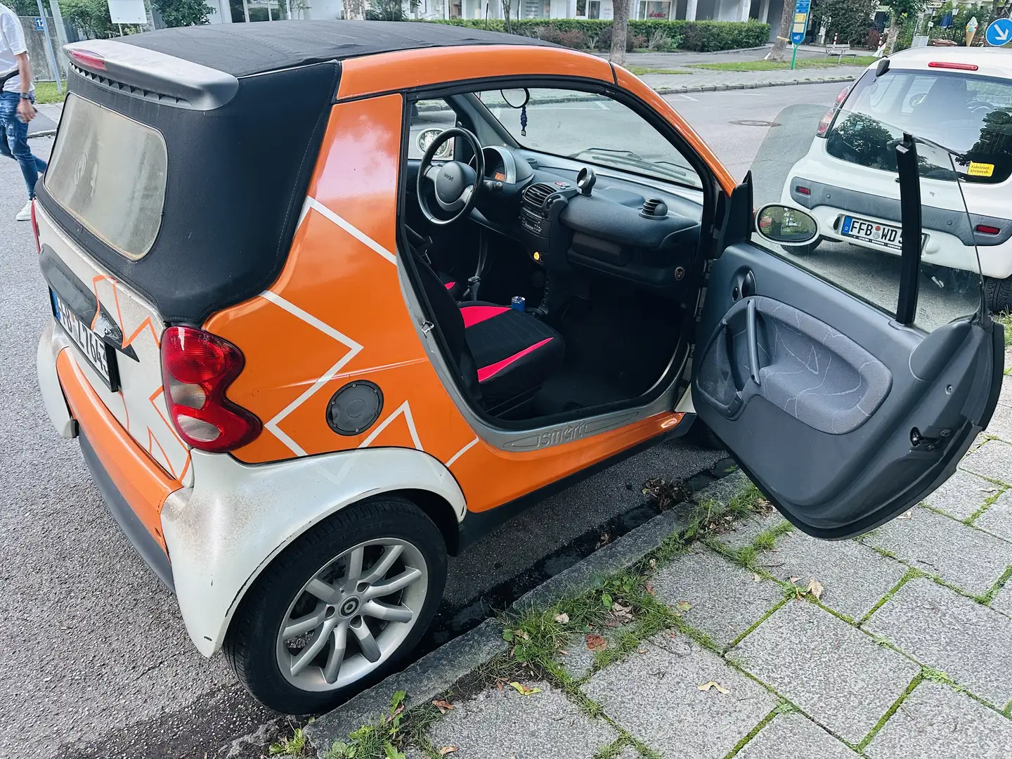 smart forTwo Basis Grau - 1