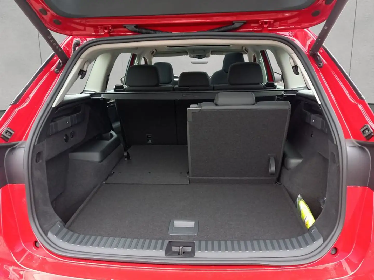 Skoda Kodiaq 1.5 TSI mHEV DSG Selection NAV MATRIX EHK Rosso - 2