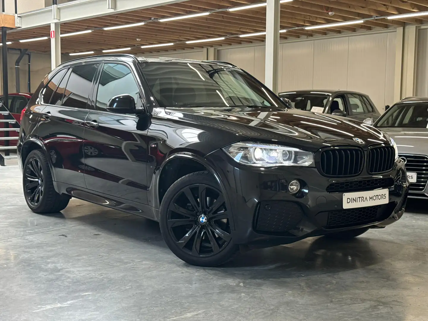 BMW X5 2.0 dAS xDrive25 Zwart - 1