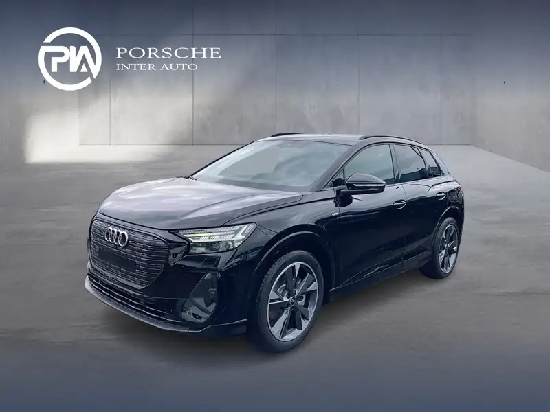 AUDI E-tron