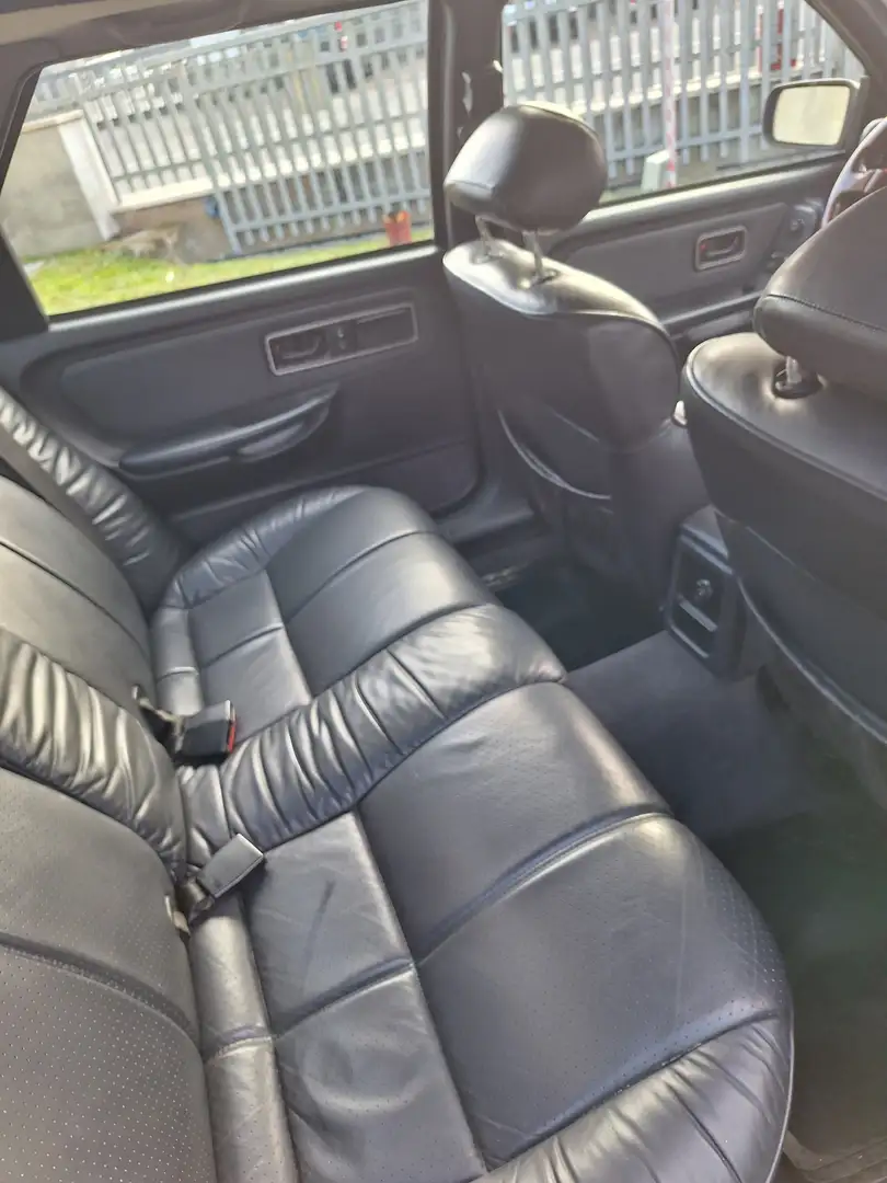 Ford Scorpio Scorpio 4p 2.0i Ghia Grün - 2