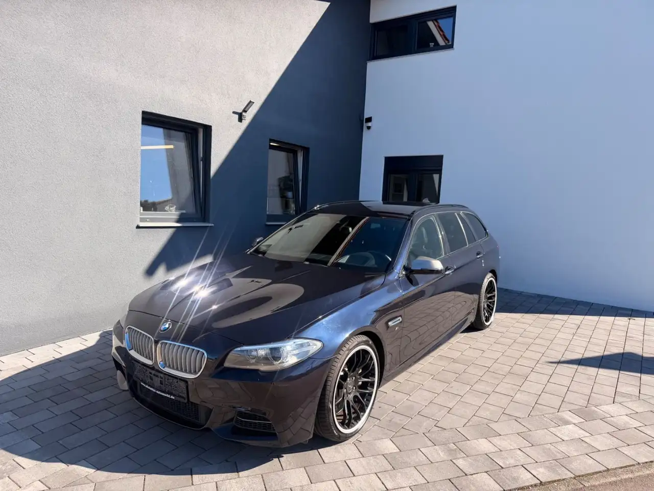 BMW 550