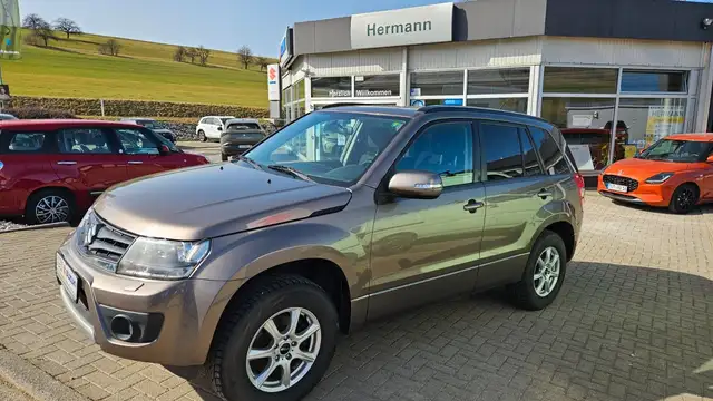 Suzuki Grand Vitara 2.4 Comfort