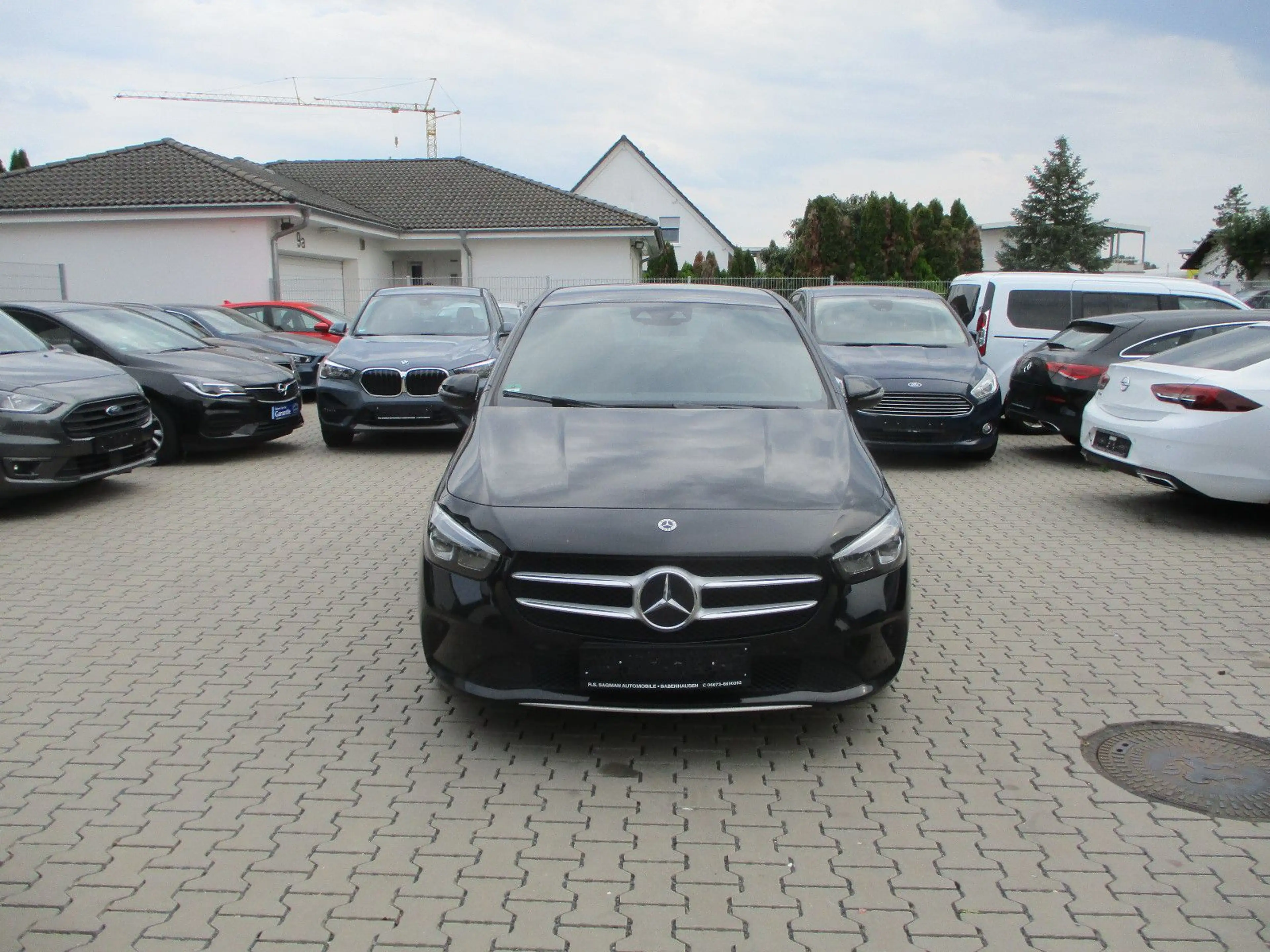 Mercedes-Benz B 180 d NAVI LEDER KAMER SPUR TEMP SITZH LED PDC — photo 4