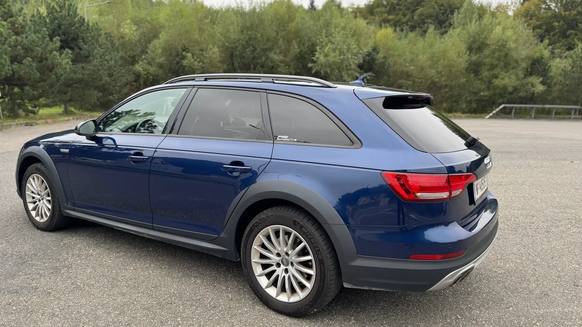 Audi A4 allroad quattro 2,0 TDI *Pano*Digitales Cockpit*ACC Blau - 1