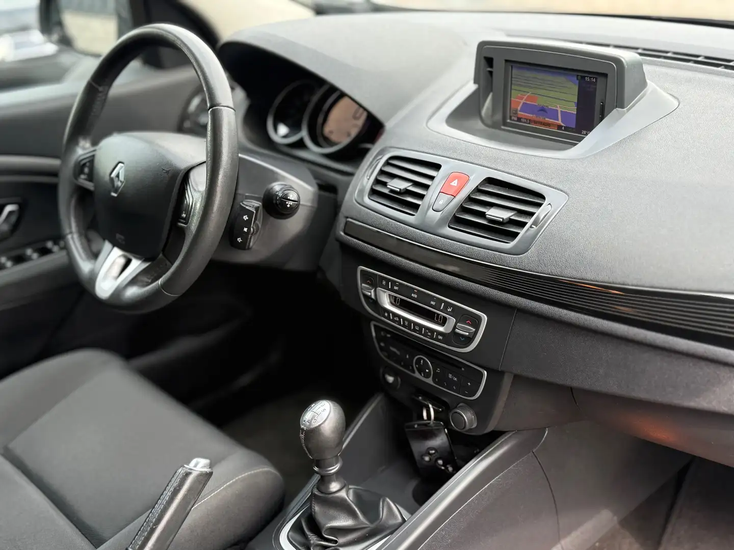 Renault Megane 1.6 Celsium Navi Airco Cruise 5d Nieuwe Apk Trekha Beige - 2