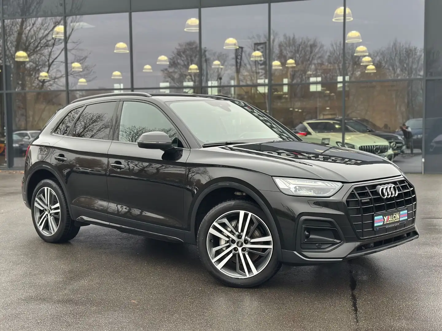 Audi Q5 50 TDI S-tr. quattro 1.HA/ACC/AHK/R-CAM/20LM Noir - 2