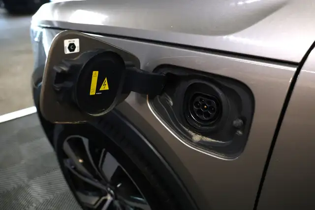 Volvo XC40 view 11