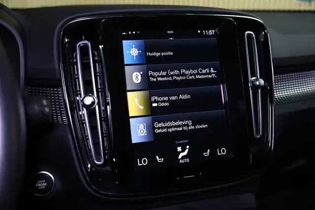 Volvo XC40 view 22