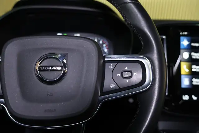 Volvo XC40 view 20