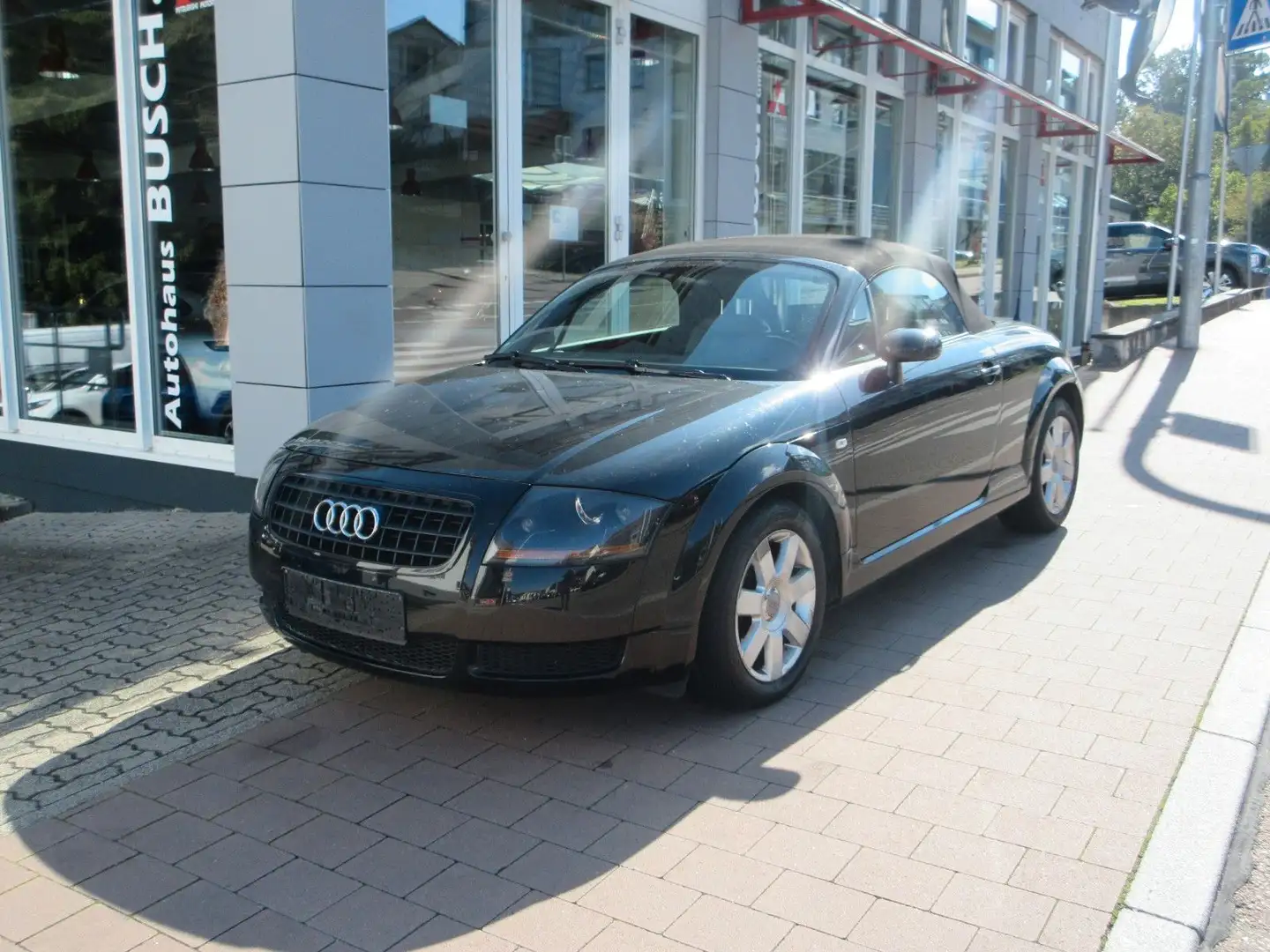 Audi TT 1.8 T Roadster Schwarz - 1