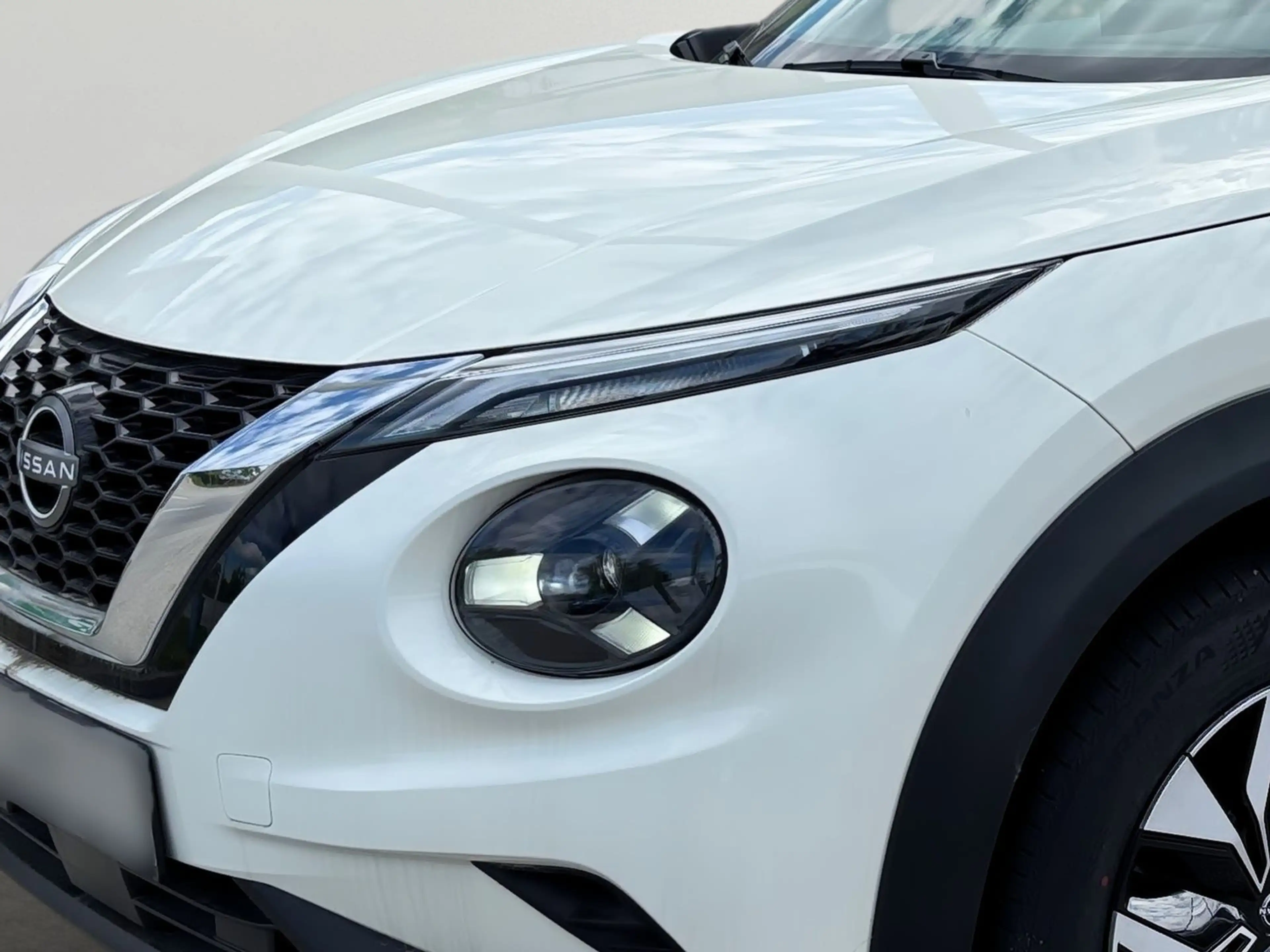 Nissan Juke 1.0 DIG-T MT Schaltgetriebe - Acenta — photo 5