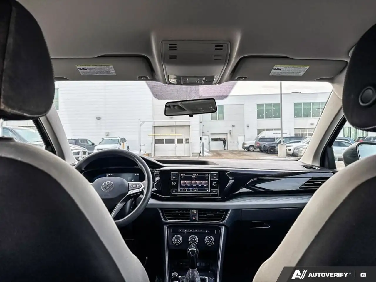 Volkswagen Taos снимка Volkswagen Taos