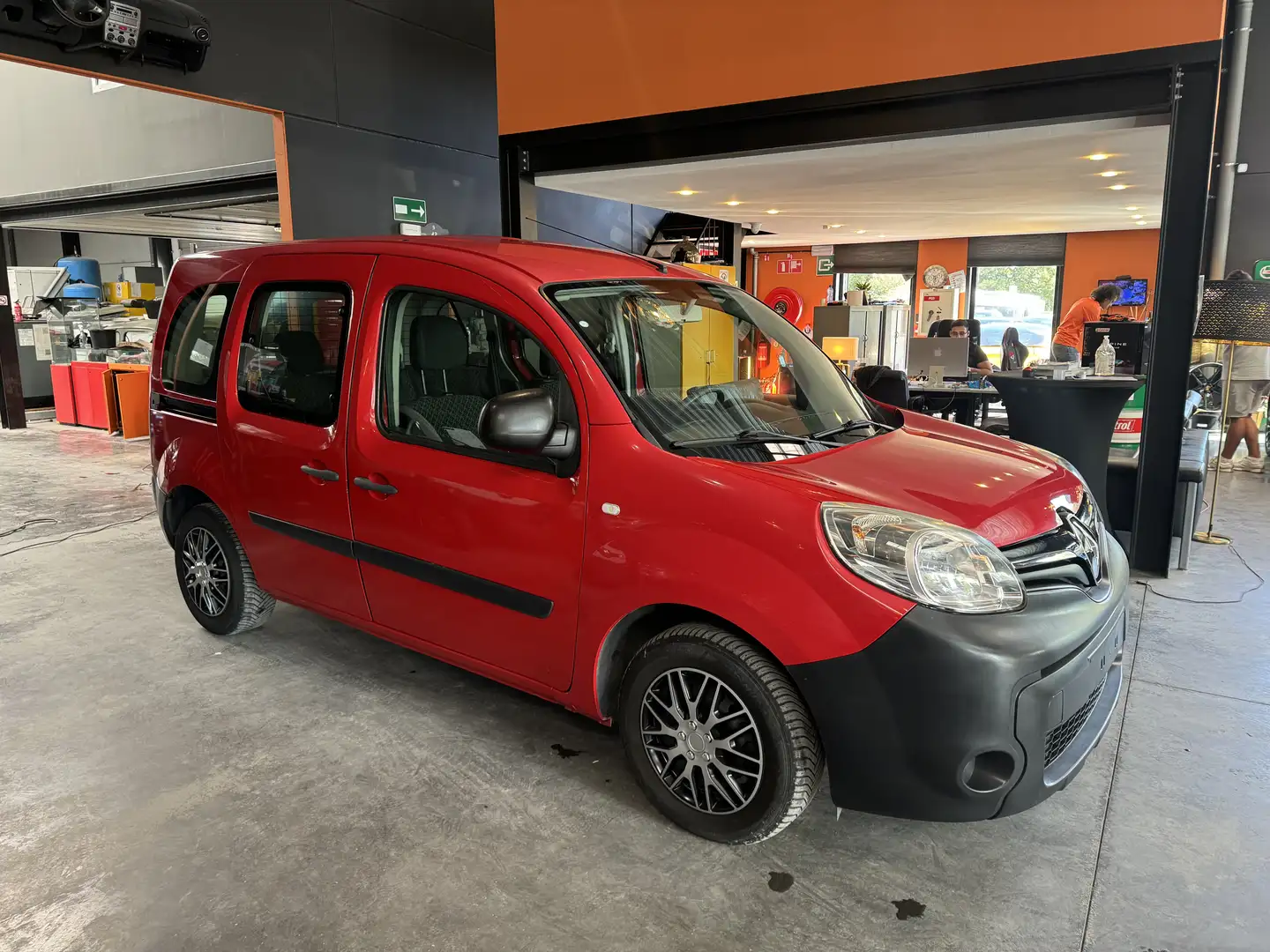 Renault Kangoo 1.2 TCe - A/C - RADIO CD/MEDIA/TEL - DOUBLE PORTES Rouge - 2