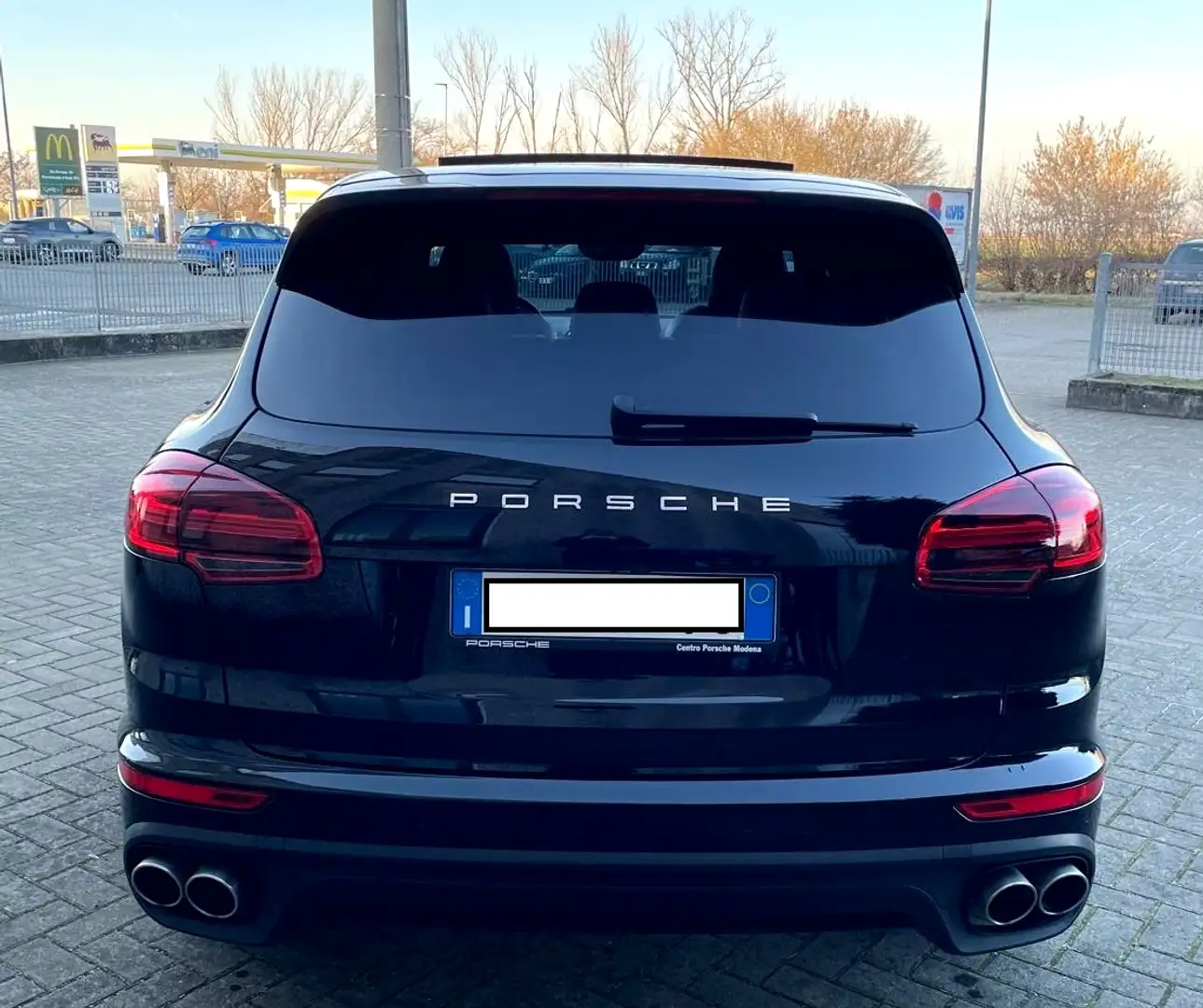 Porsche Cayenne 4.1 S tiptronic Platinum Edition-PORSCHE APPROVED- Schwarz - 2