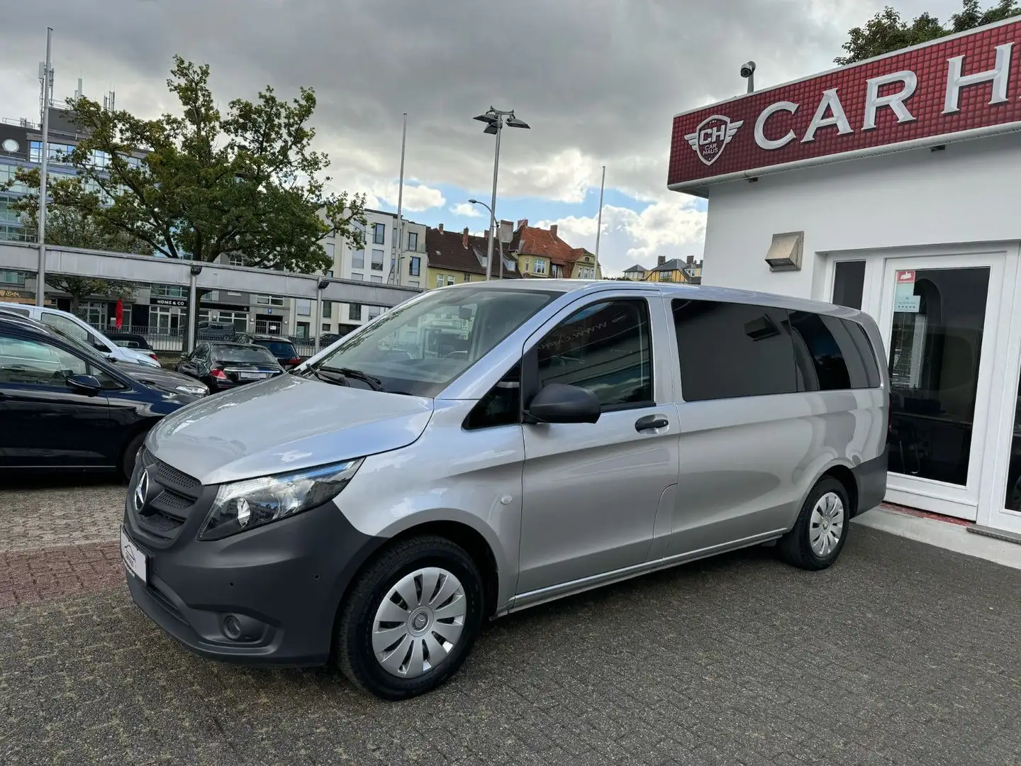 Mercedes-Benz Vito Tourer 114 CDI BT PRO Lang * Nur 39.723 km Argento - 2