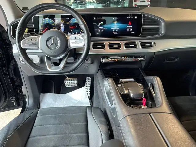 Mercedes-Benz 300 view 12
