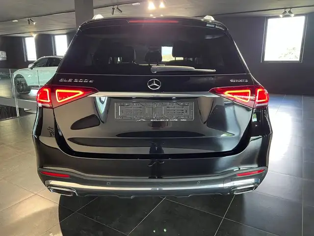 Mercedes-Benz 300 view 8