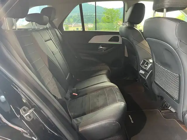 Mercedes-Benz 300 view 13