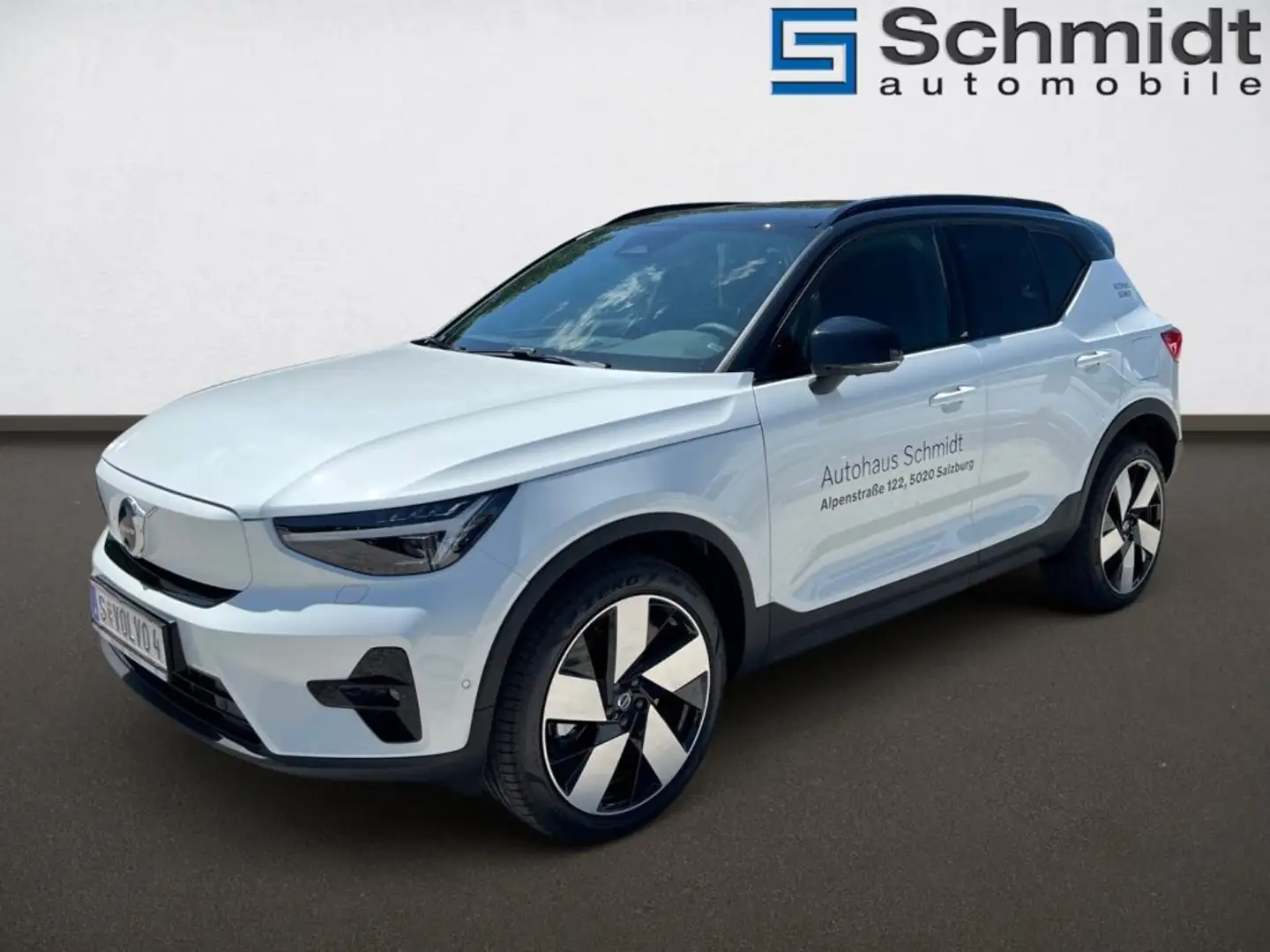 Volvo EX40 Ultra, Single Motor Extended Range, Vollelektrisch Weiß - 2