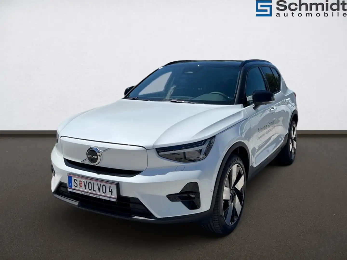 Volvo EX40 Ultra, Single Motor Extended Range, Vollelektrisch Weiß - 1