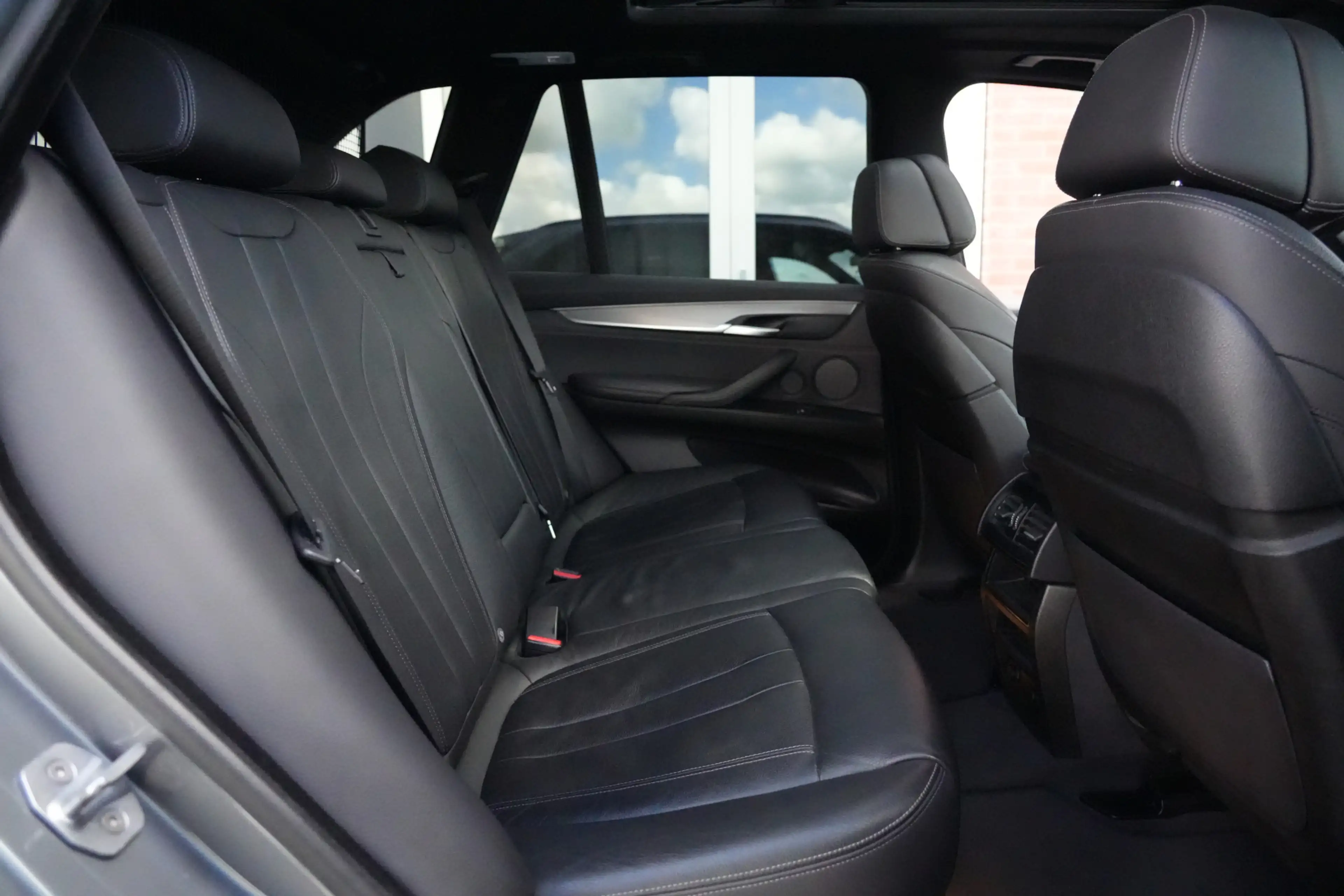 BMW X5 xDrive40e iPerformance M Sport Edition 313pk Panor — photo 29