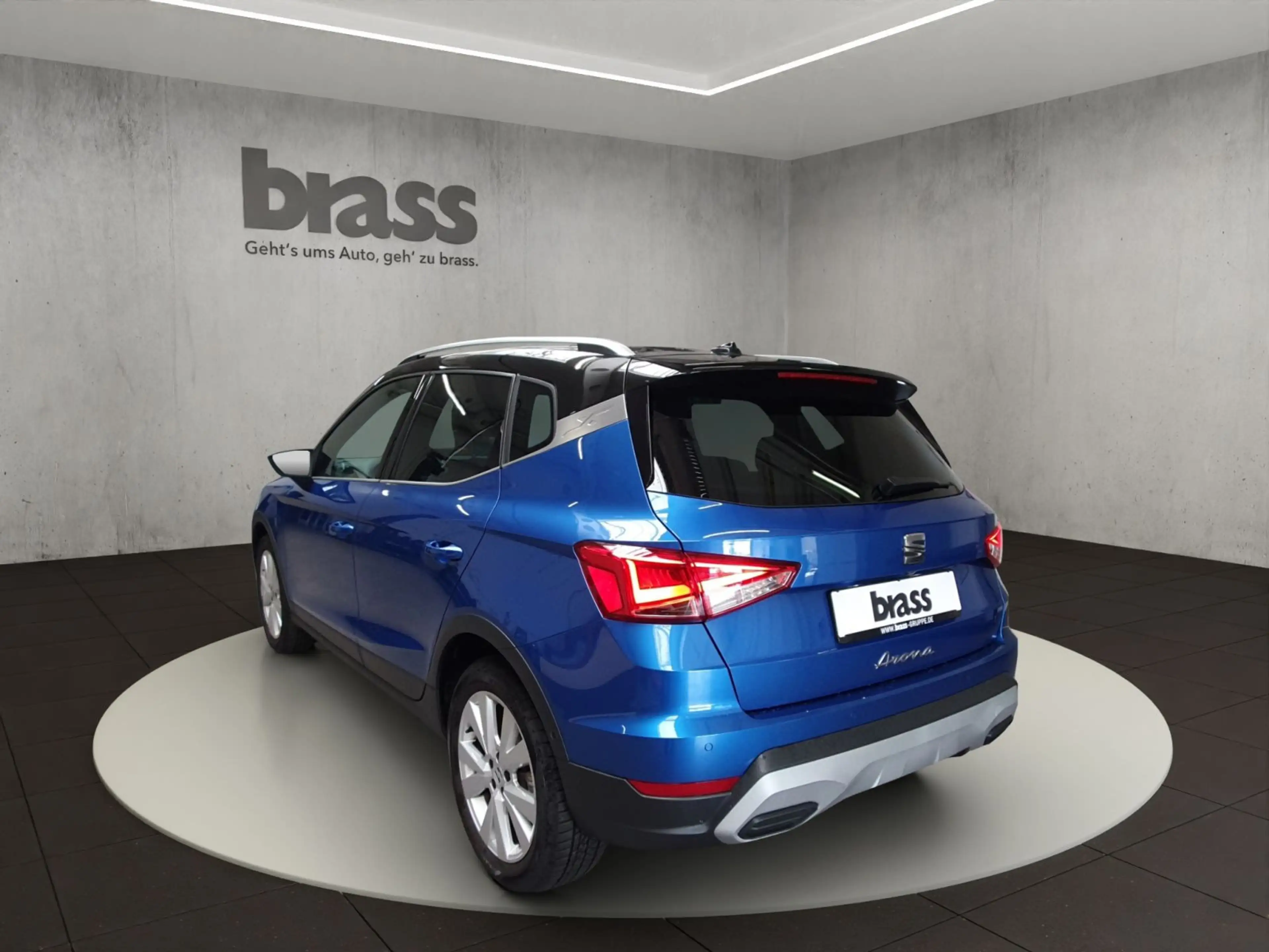 SEAT Arona 1.0 TSI Xperience Allwetterreifen Einparkh — photo 3