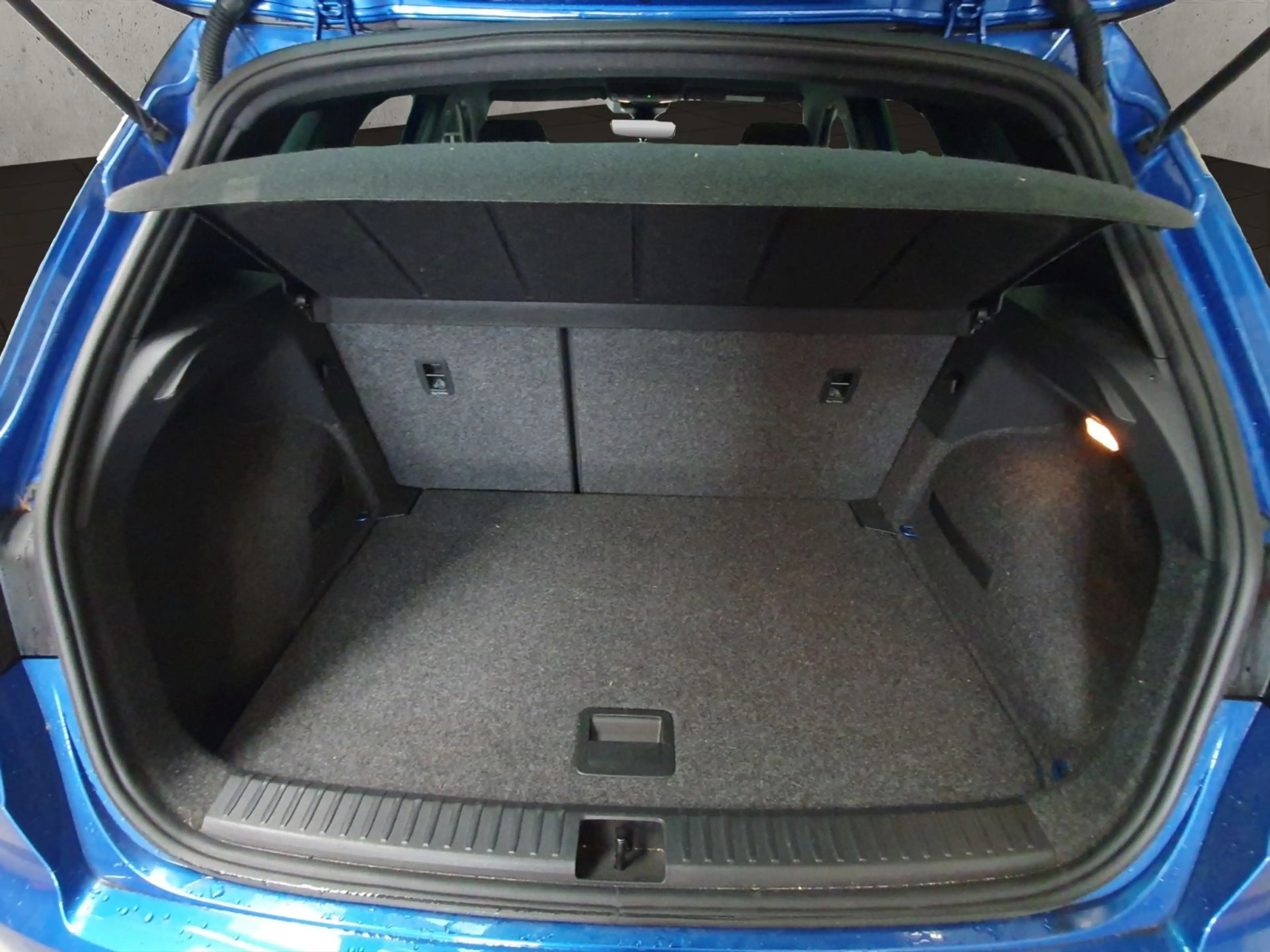 SEAT Arona 1.0 TSI Xperience Allwetterreifen Einparkh — photo 17