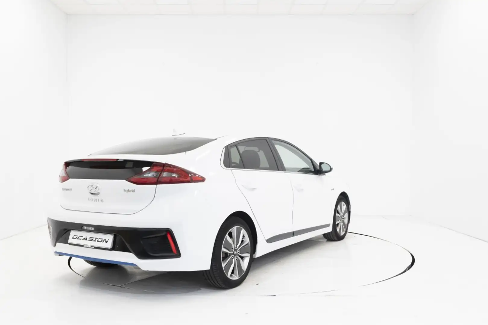 Hyundai IONIQ HEV 1.6 GDI Tecno Blanco - 2