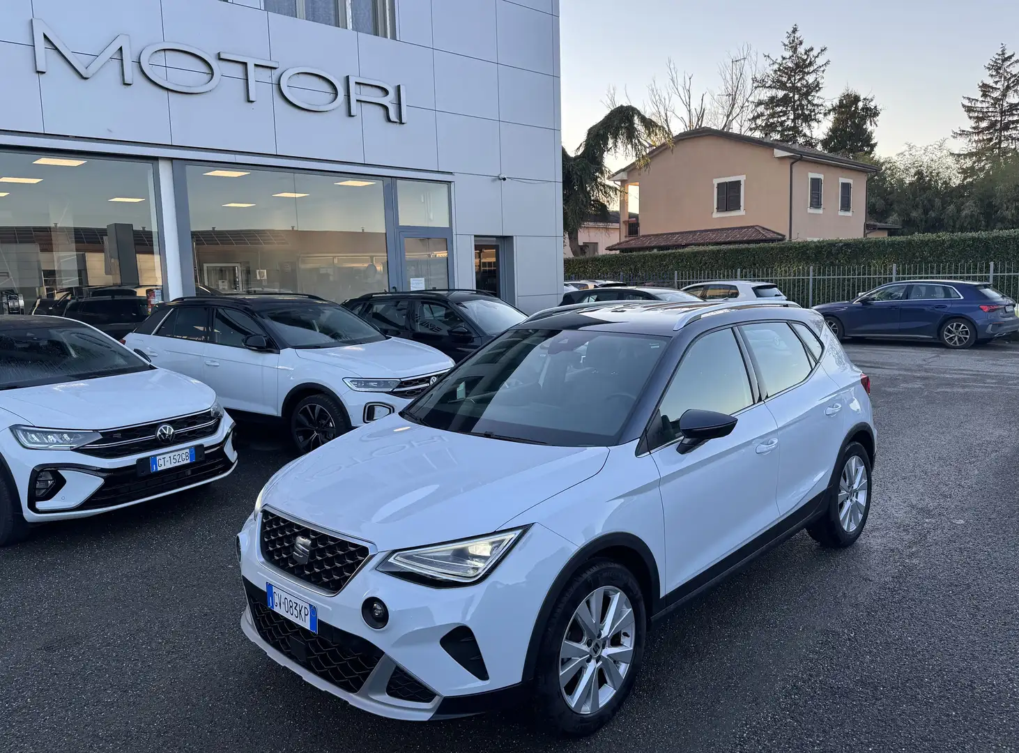 SEAT Arona 1.0 ecotsi Xperience 110cv dsg /NO VINCOLI Bianco - 2