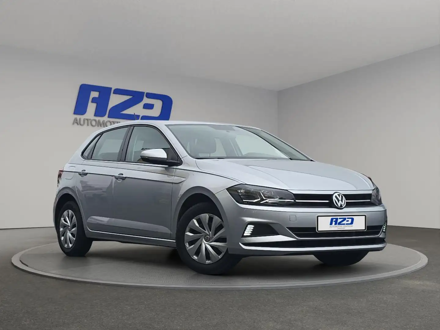 Volkswagen Polo 1.6 TDI Comfort ACC/LIMITER NAVI APP KLIMA Silber - 2