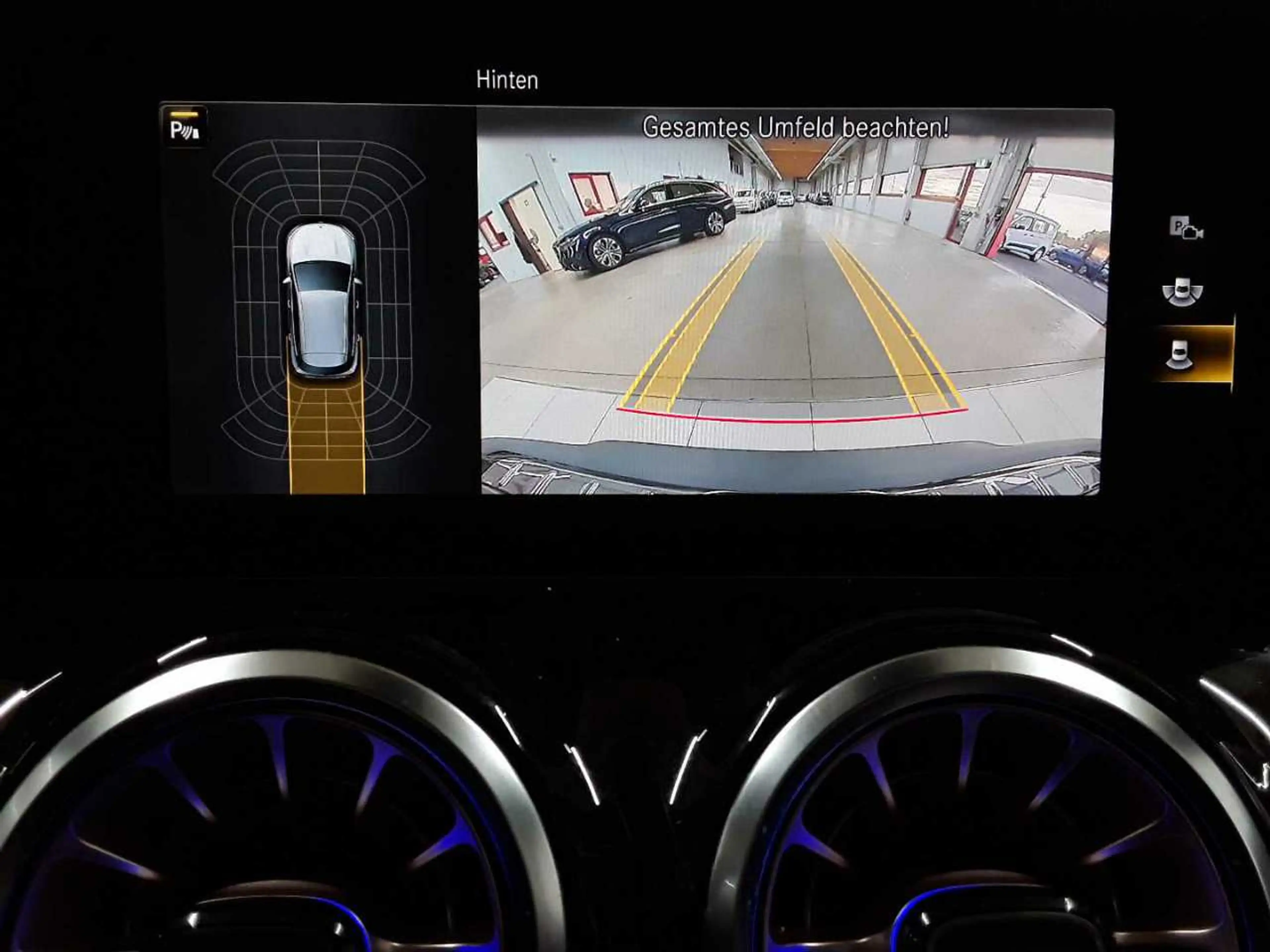 Mercedes-Benz EQA 300 EQA 300 4Matic Electric Art ParkP SHZ NAV — photo 16