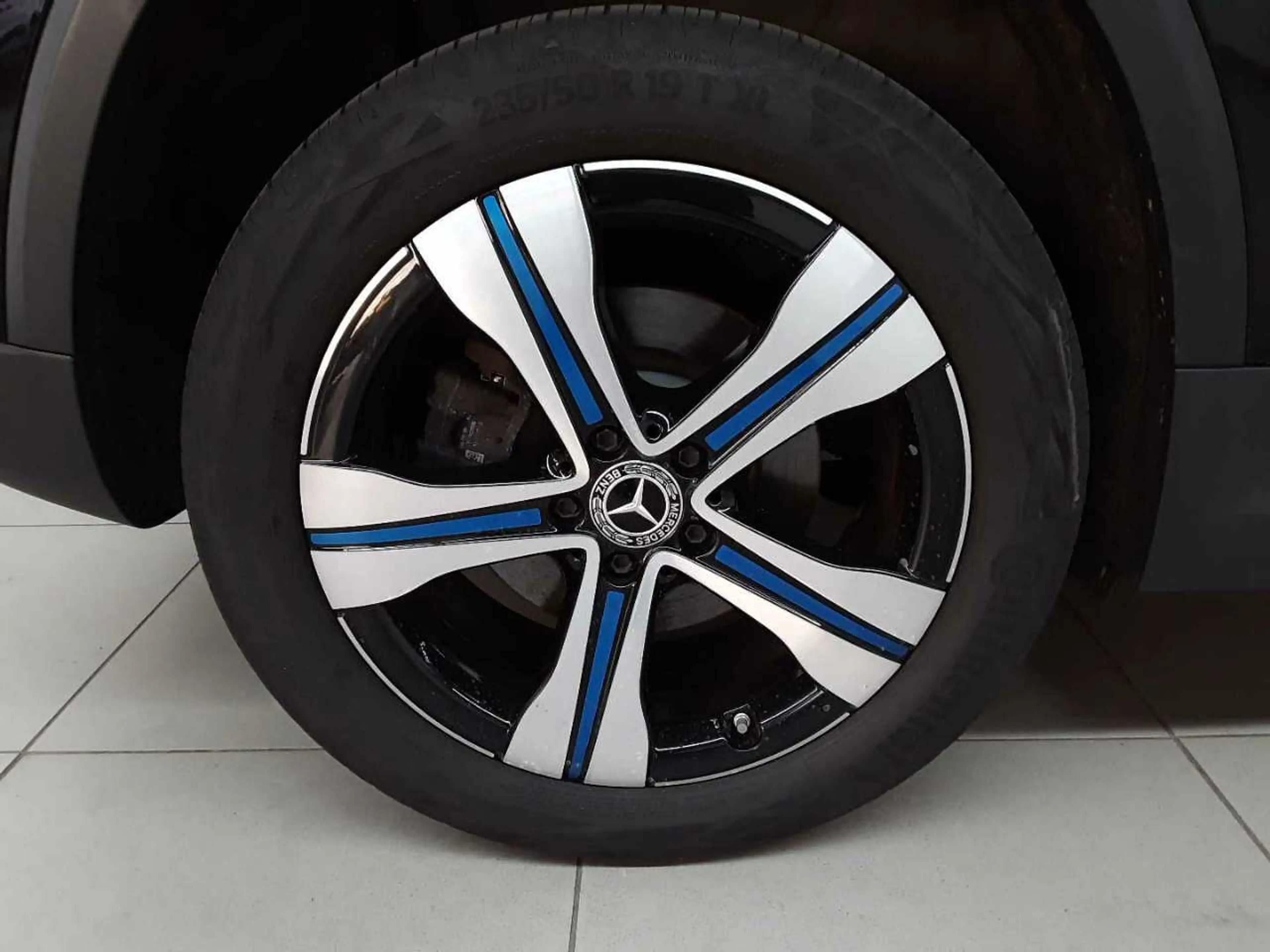 Mercedes-Benz EQA 300 EQA 300 4Matic Electric Art ParkP SHZ NAV — photo 20