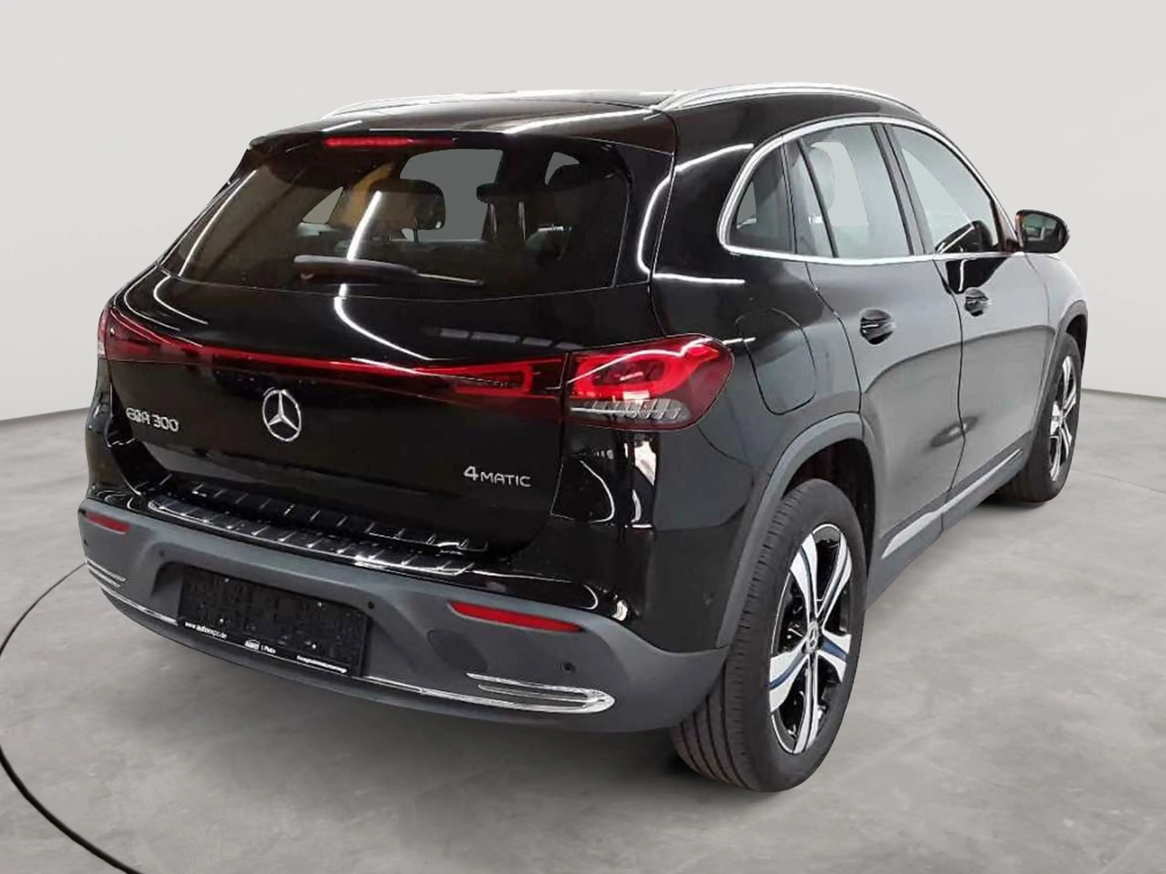 Mercedes-Benz EQA 300 EQA 300 4Matic Electric Art ParkP SHZ NAV — photo 4