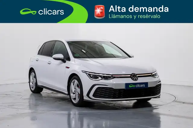 Volkswagen Golf view 3