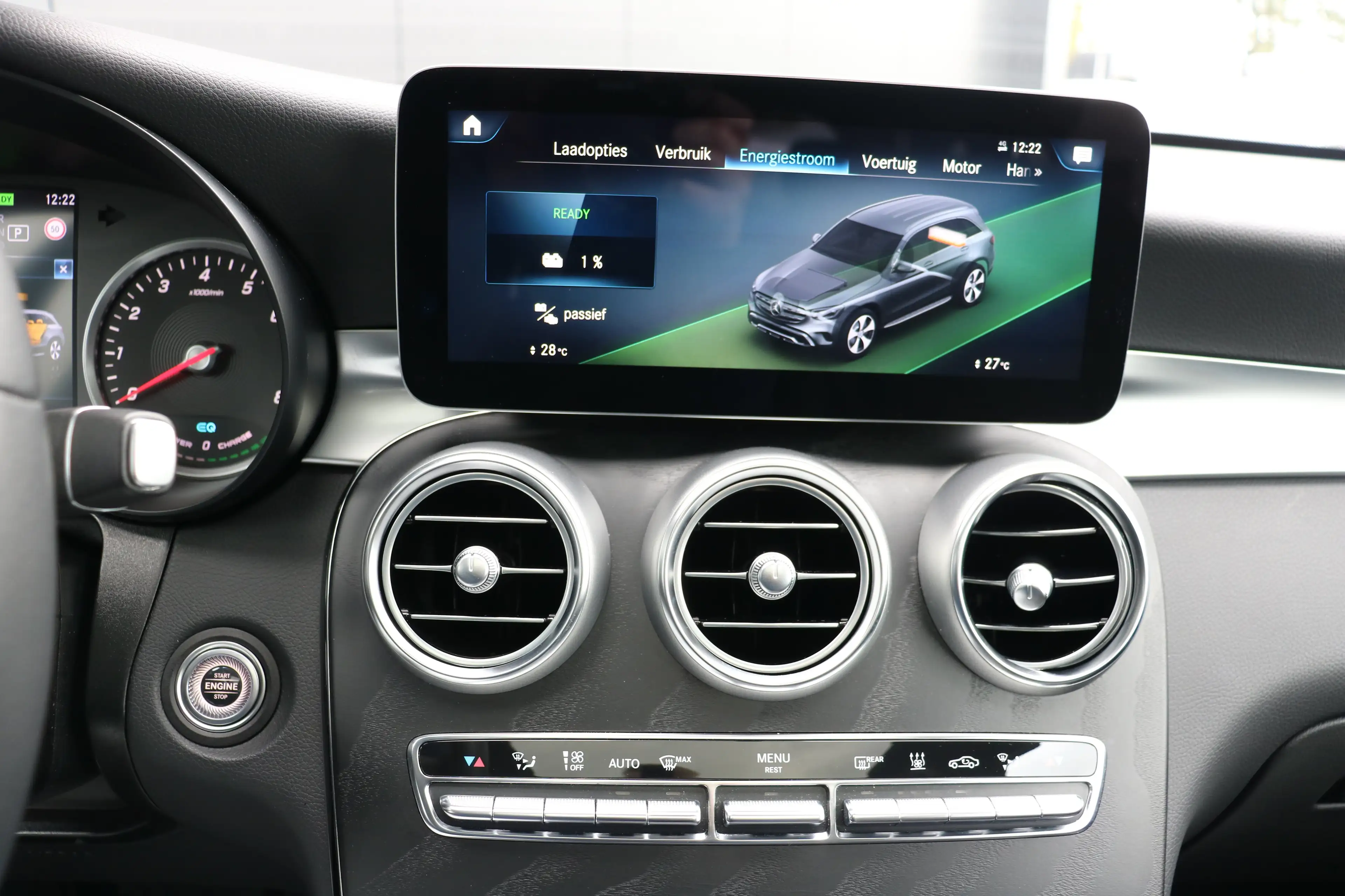 Mercedes-Benz GLC 300 300e 4MATIC 320pk | Camera 360 Graden | Navi | Pan — photo 39