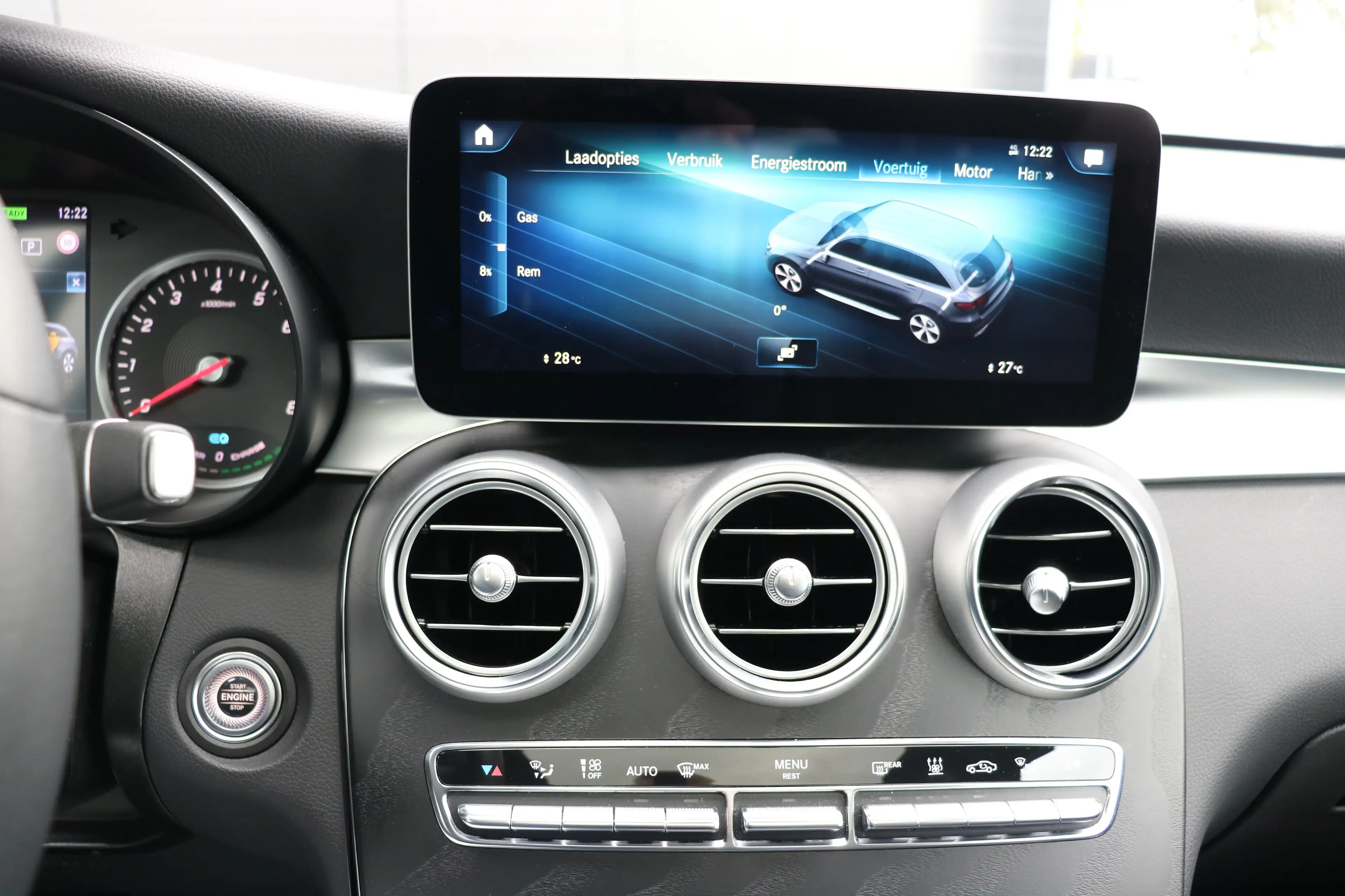 Mercedes-Benz GLC 300 300e 4MATIC 320pk | Camera 360 Graden | Navi | Pan — photo 40