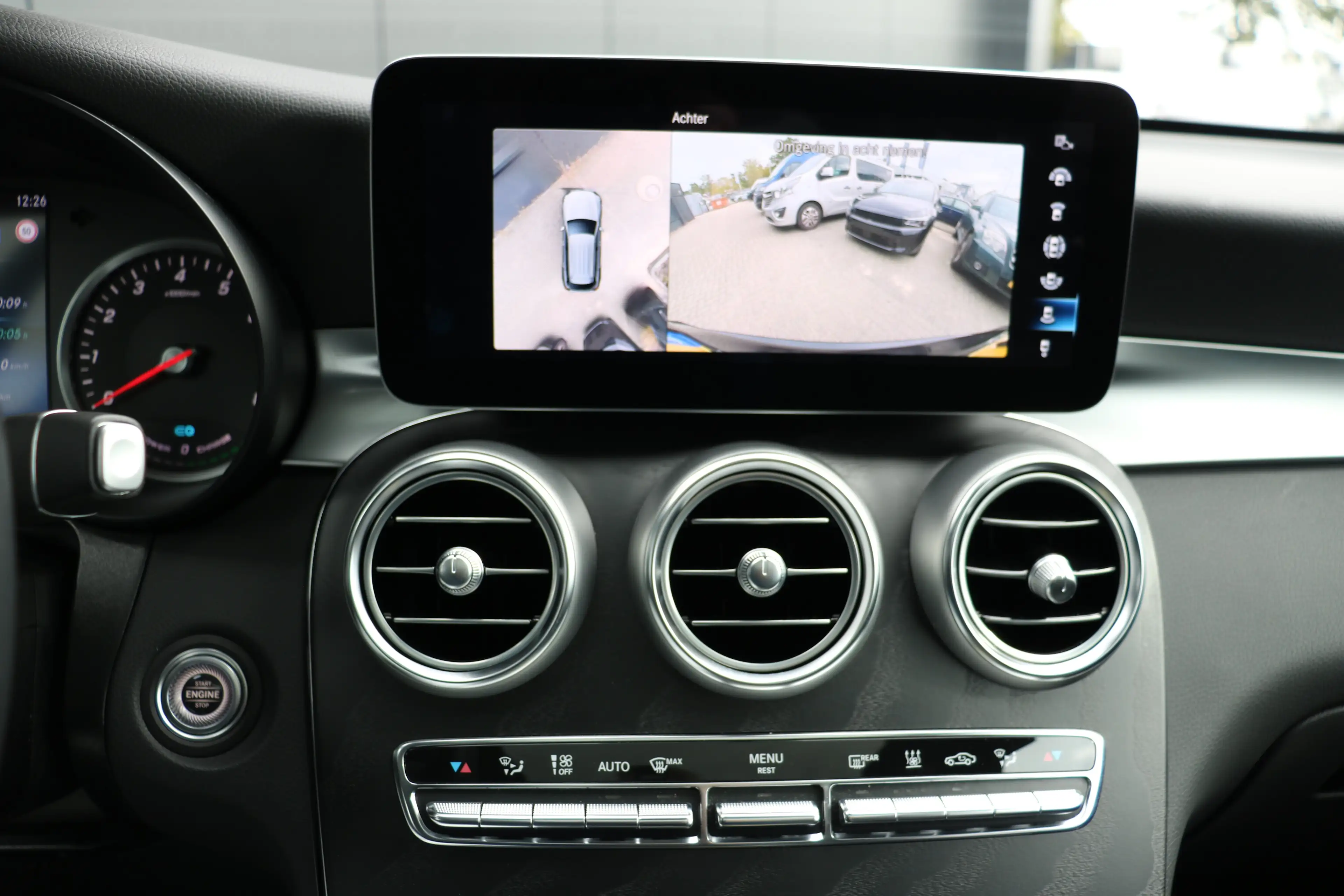 Mercedes-Benz GLC 300 300e 4MATIC 320pk | Camera 360 Graden | Navi | Pan — photo 48