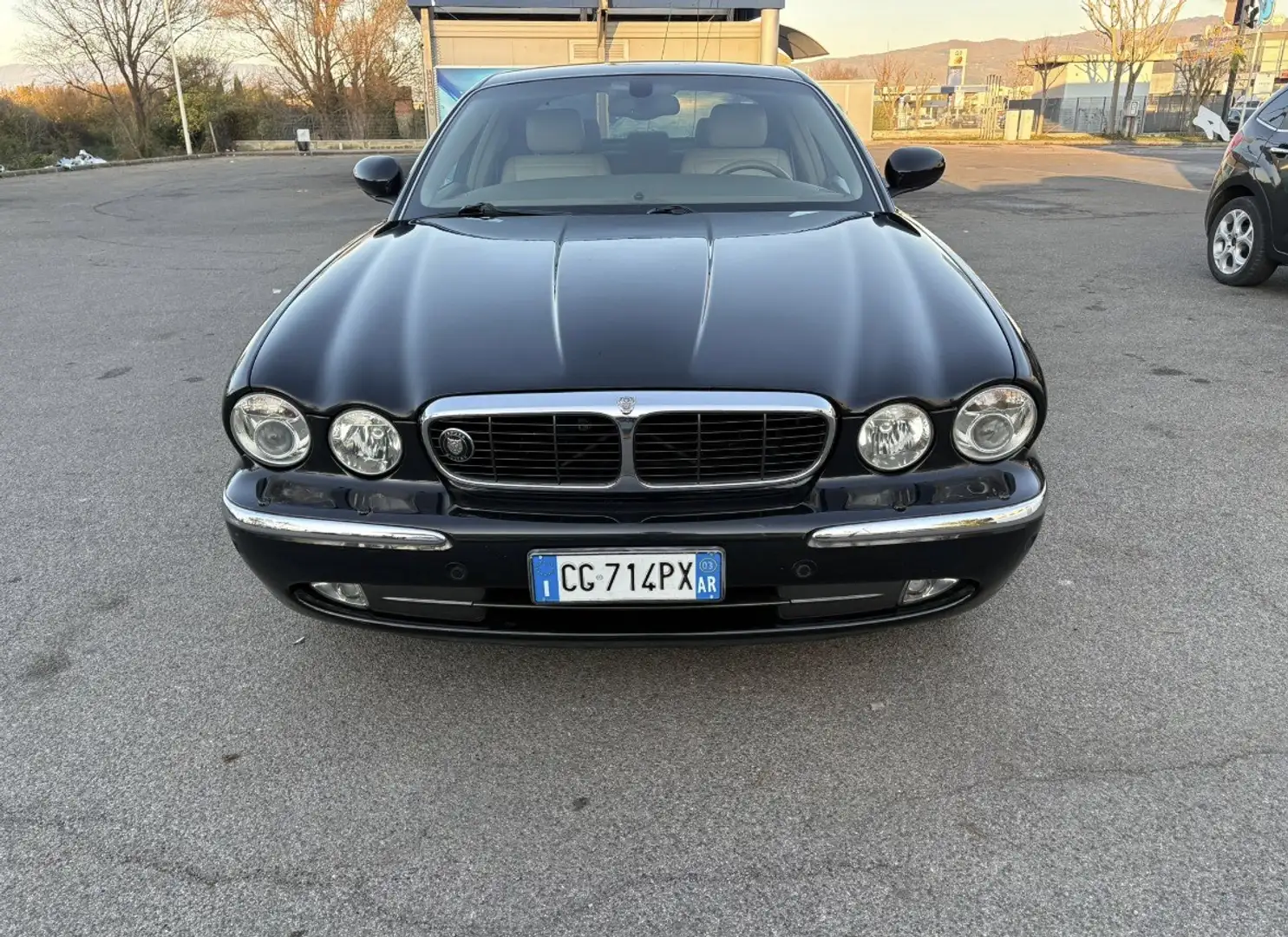 Jaguar XJ 3.0 benzina 6 cilindri a V Negro - 1