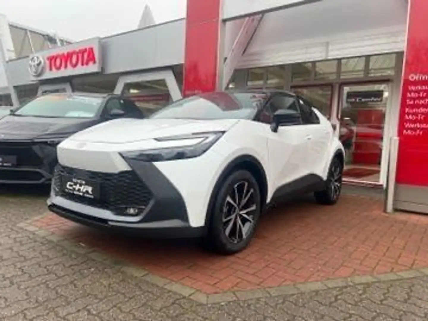 Toyota C-HR 1.8l Hybrid Teamplayer + T.Paket 1,99% Zins Weiß - 1