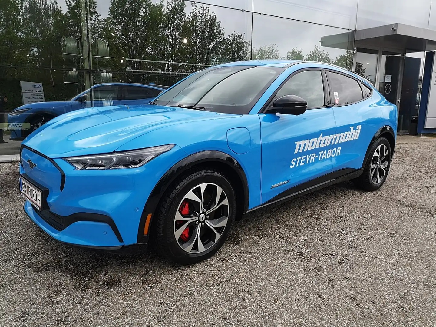 Ford Mustang Mach-E Elektro 99kWh Extended Range AWD... Blau - 1
