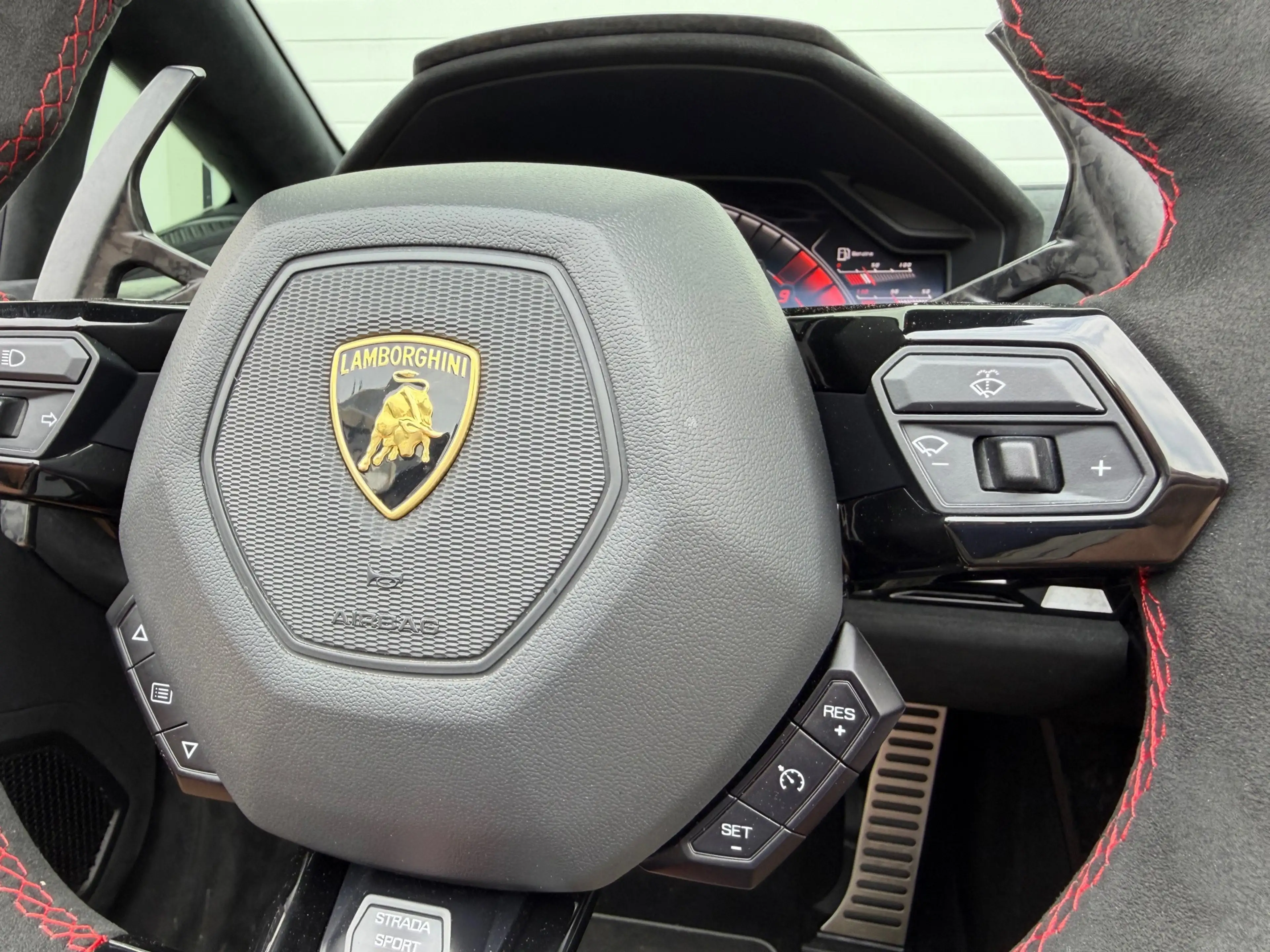 Lamborghini Huracán 5.2 V10 Performante Spyder Lift|Sport-Seats|Senson — photo 30