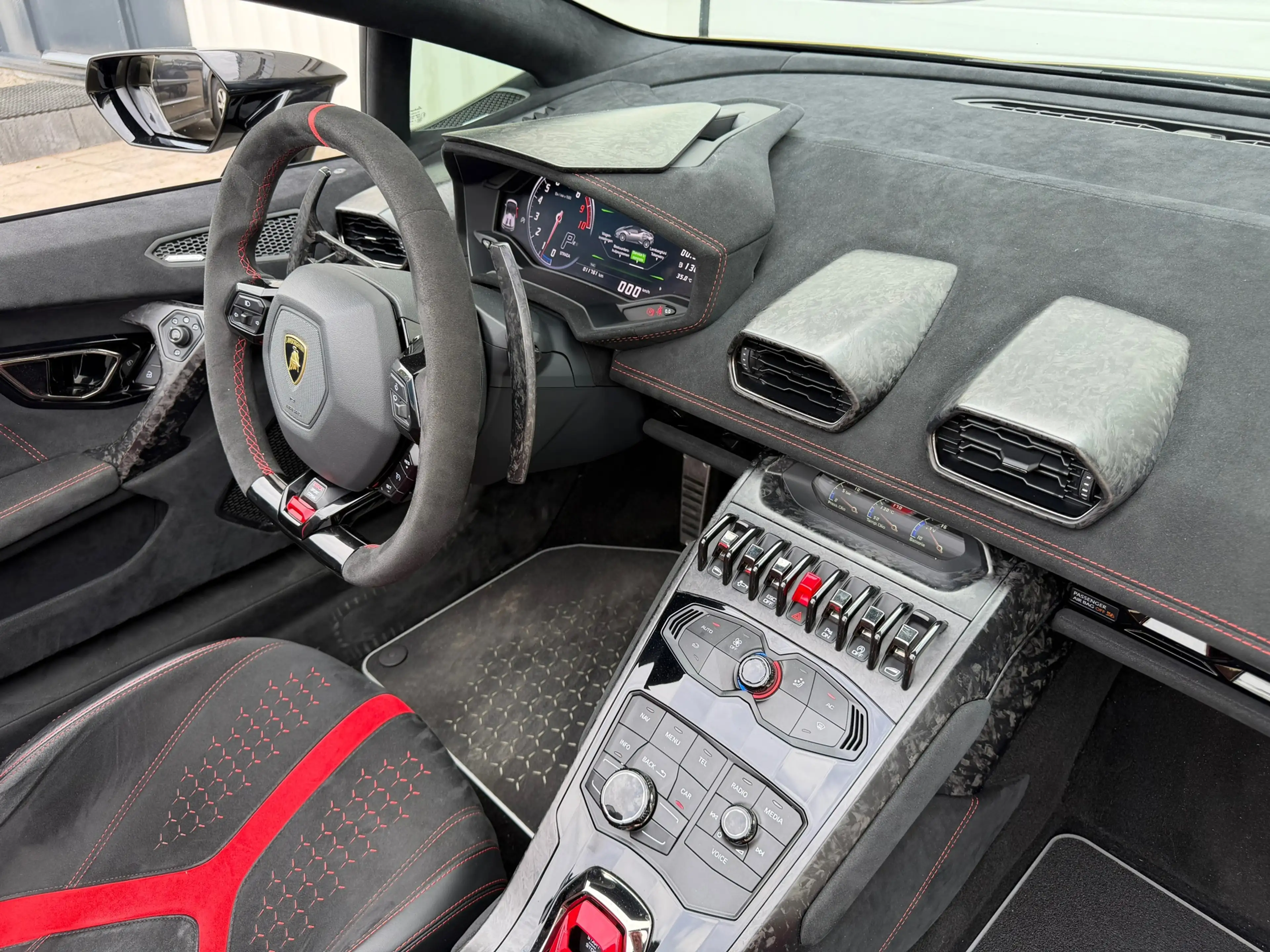 Lamborghini Huracán 5.2 V10 Performante Spyder Lift|Sport-Seats|Senson — photo 23