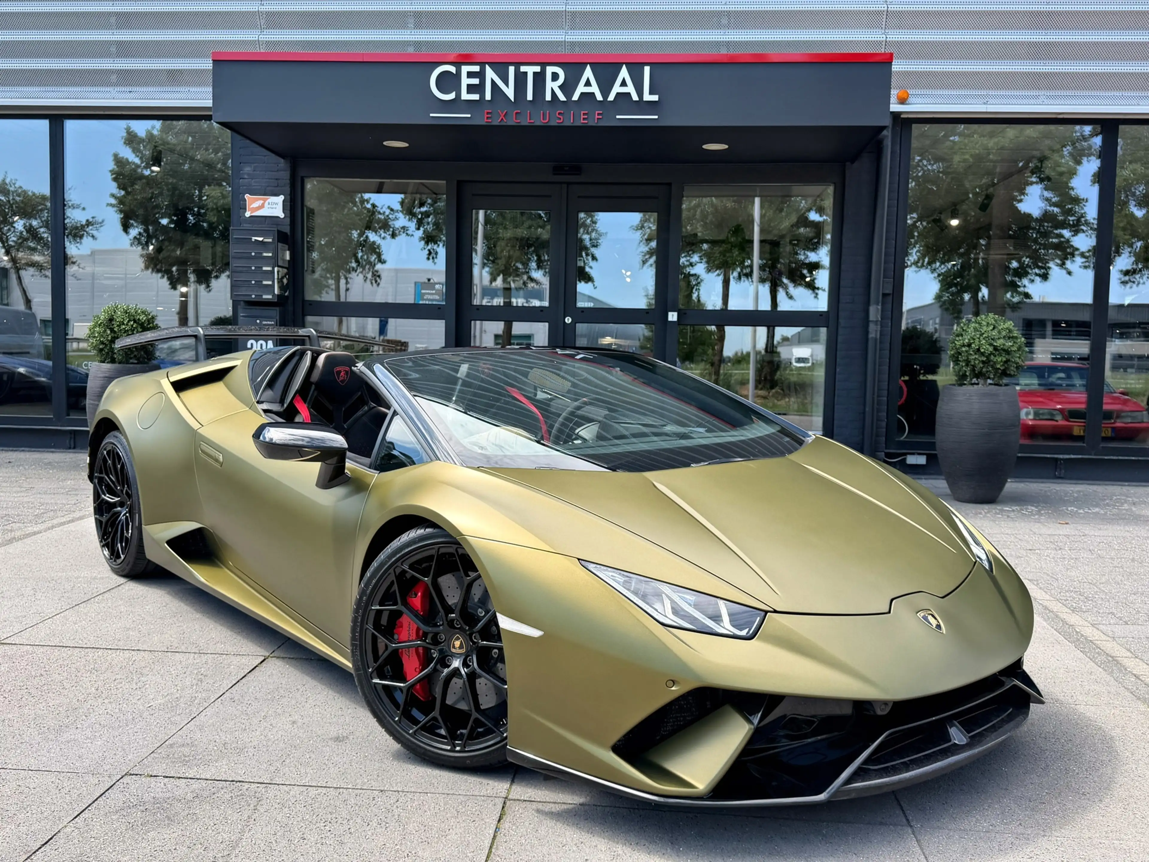 Lamborghini Huracán 5.2 V10 Performante Spyder Lift|Sport-Seats|Senson — photo 3