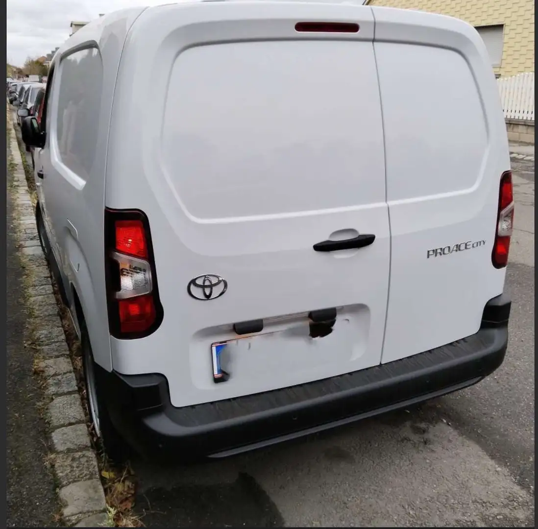 Toyota Proace City Pro Ace City Kastenwagen 1,5 D-4D 102 L1 Comfort Comfort Weiß - 2