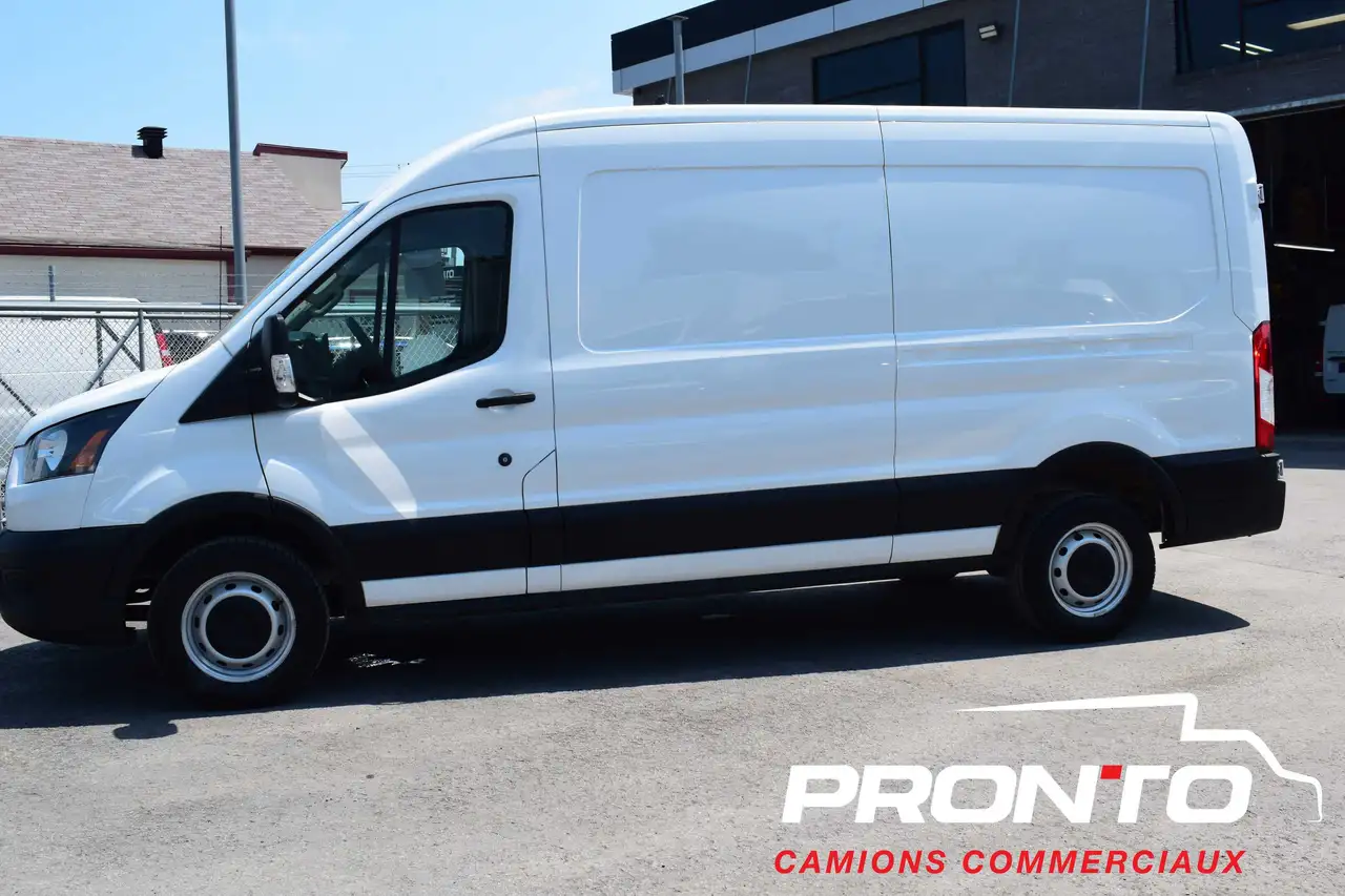 Ford Transit Cargo Van снимка Ford Transit Cargo Van