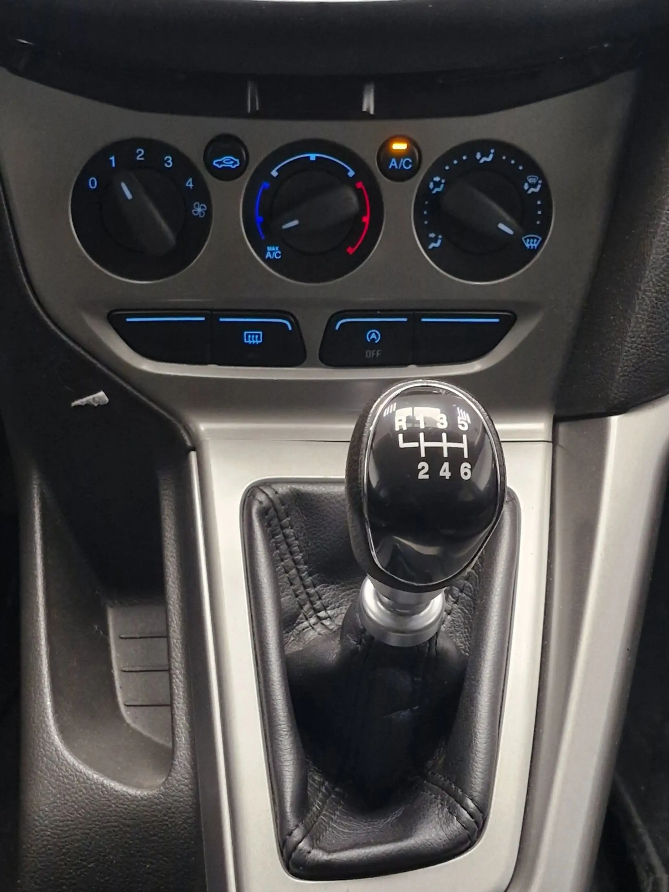 Ford Focus Wagon 1.0 EcoBoost Edition Plus GARANTIE ! NIEUWE — photo 8
