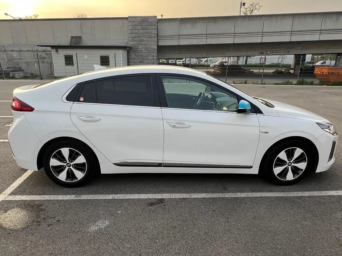 Hyundai Hyundai İoniq bj 2019 Weiß - 1