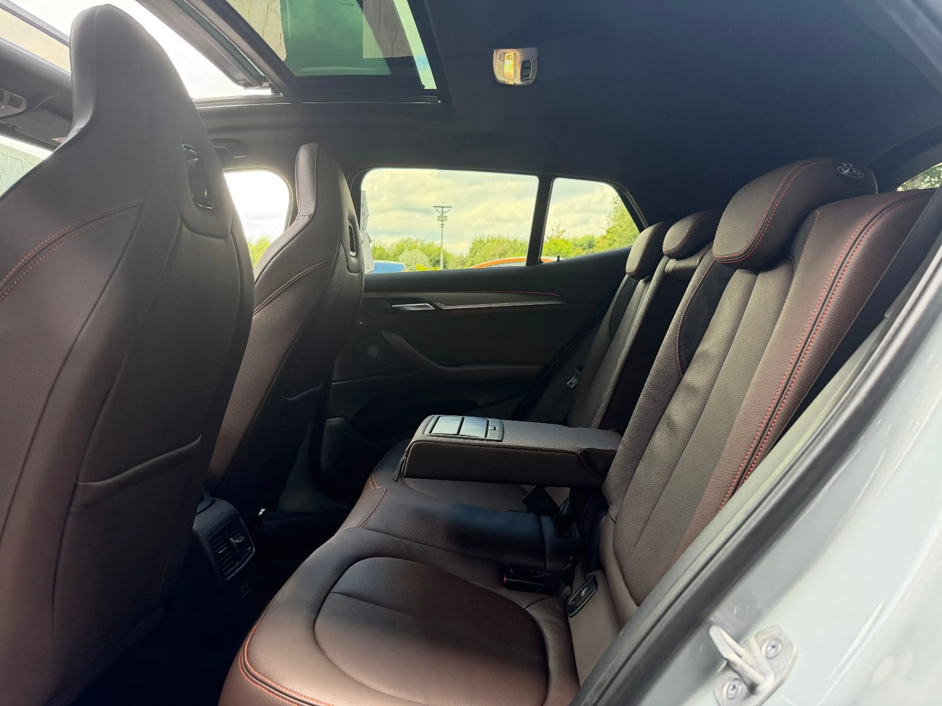 BMW X2 20D xDRIVE M SPORT*EDITION M MESH*PANO*HUD* — photo 8
